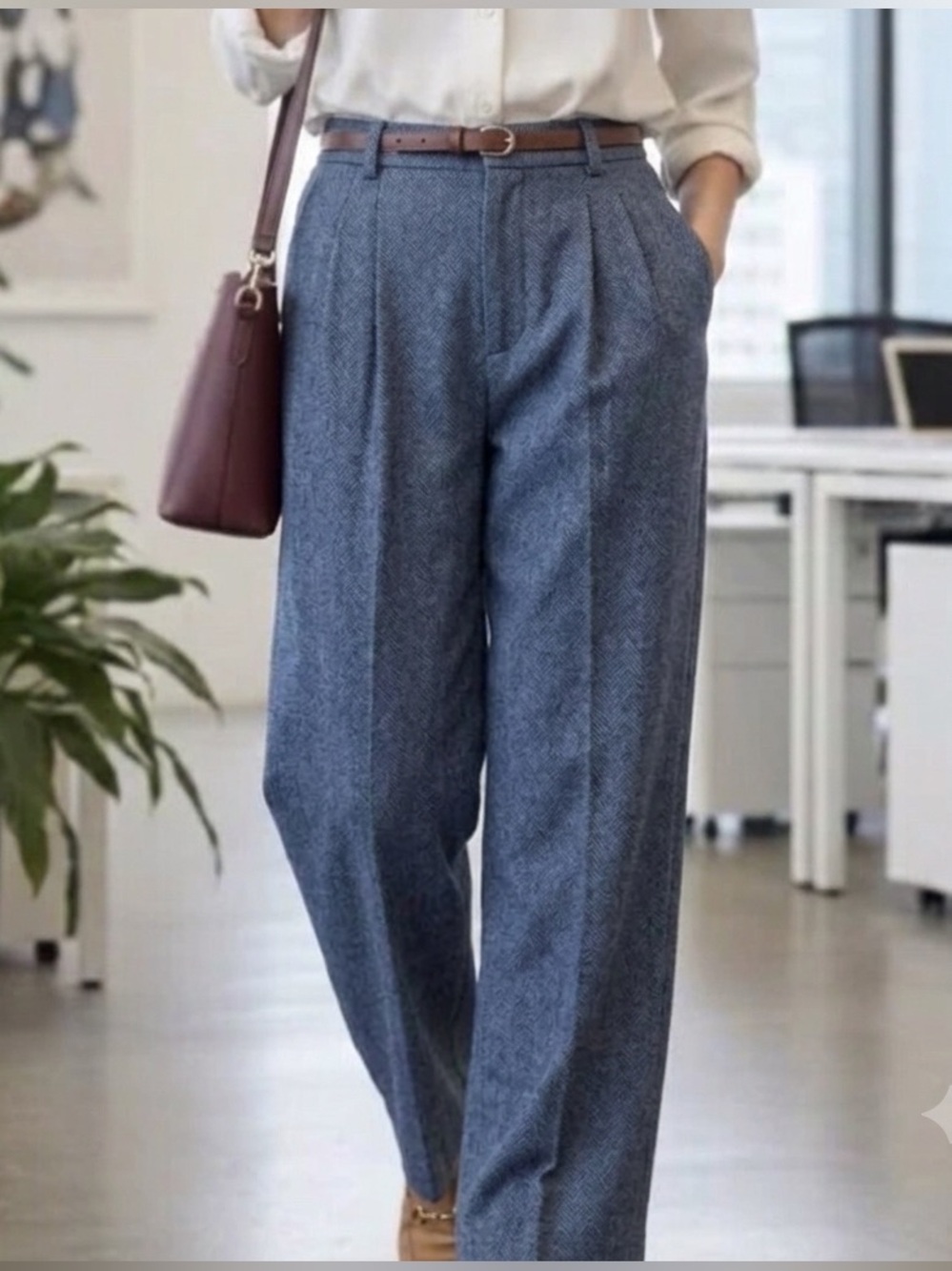 Banana Republic Linen Blend Classic Pleated Blue Women's Trousers